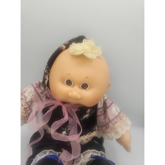 VINTAGE 1978-1982 CABBAGE PATCH Preemie DOLL w/ Brown  Eyes Tuft Blond Hair HM1 - Picture 3 of 5
